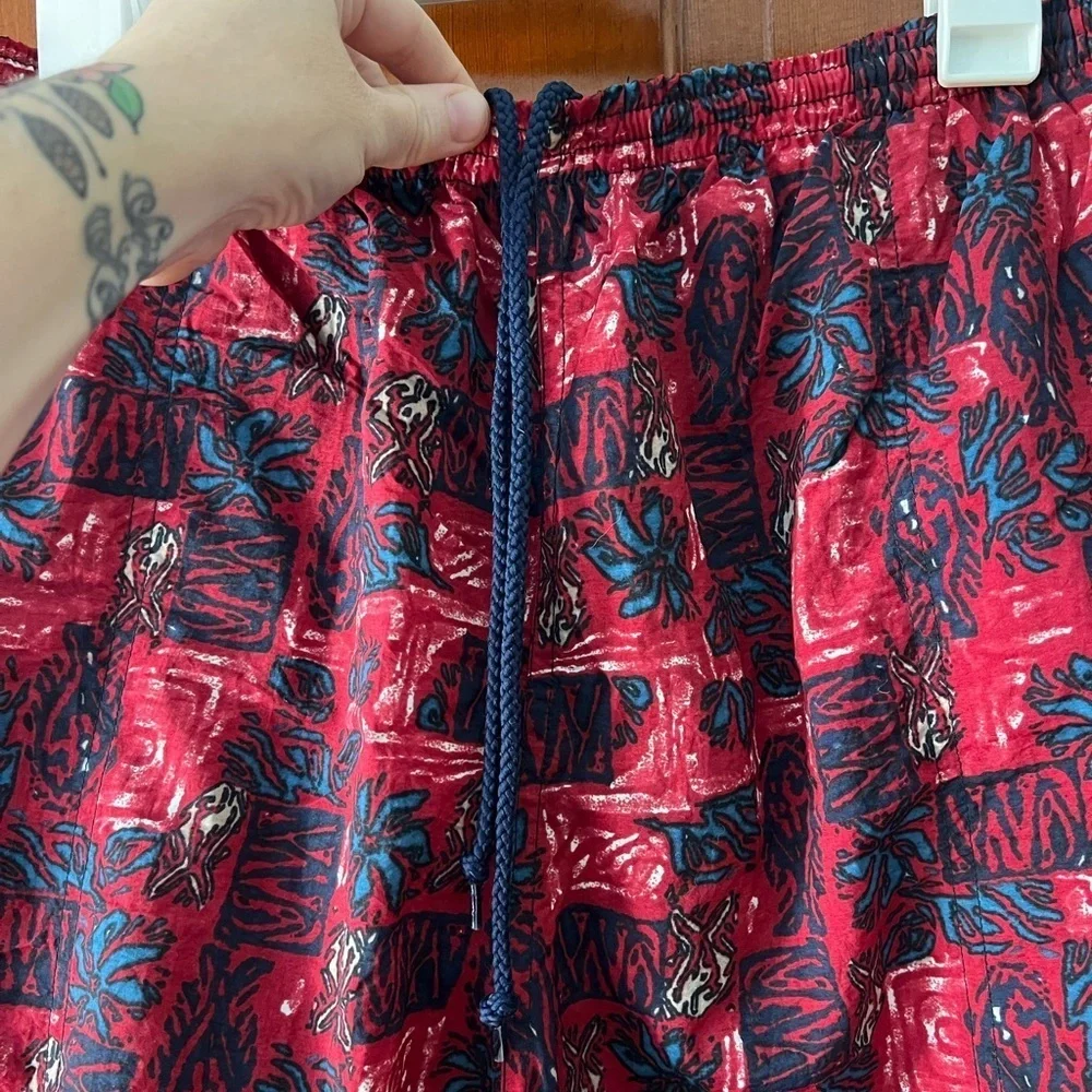 Vintage Newpork Blue Nylon Swim Shorts XL – Red & Teal Abstract Print Mesh Lined